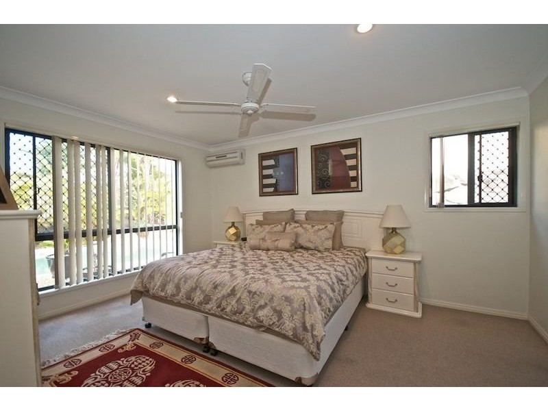 47 Golden Bear Dr, Arundel QLD 4214