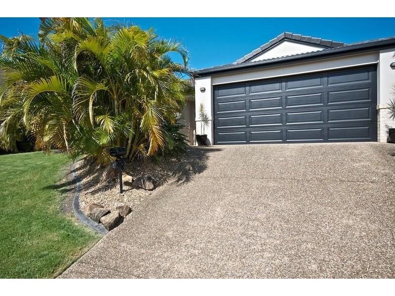 47 Golden Bear Dr, Arundel QLD 4214