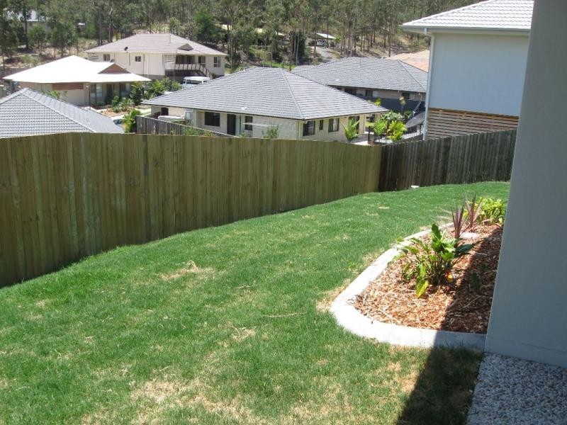 35 Mossman Pde, Waterford QLD 4133