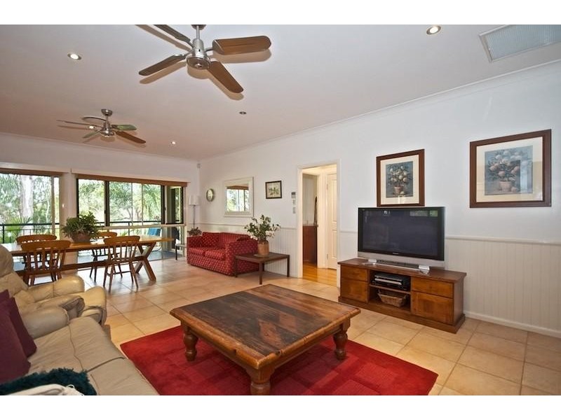 34 Ben Hogan Cres, Parkwood QLD 4214