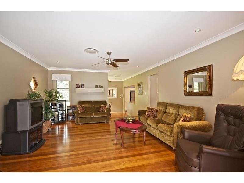 34 Ben Hogan Cres, Parkwood QLD 4214