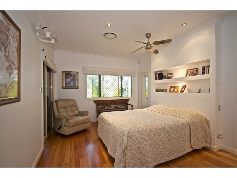 34 Ben Hogan Cres, Parkwood QLD 4214