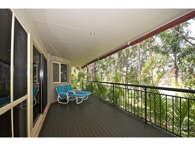 34 Ben Hogan Cres, Parkwood QLD 4214