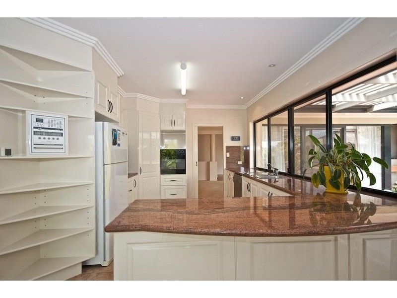 269 Napper Rd, Arundel QLD 4214