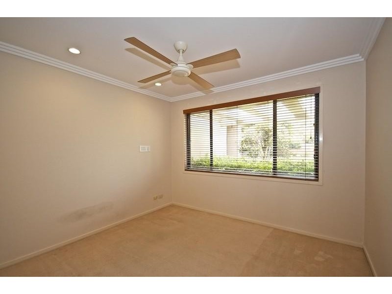 269 Napper Rd, Arundel QLD 4214