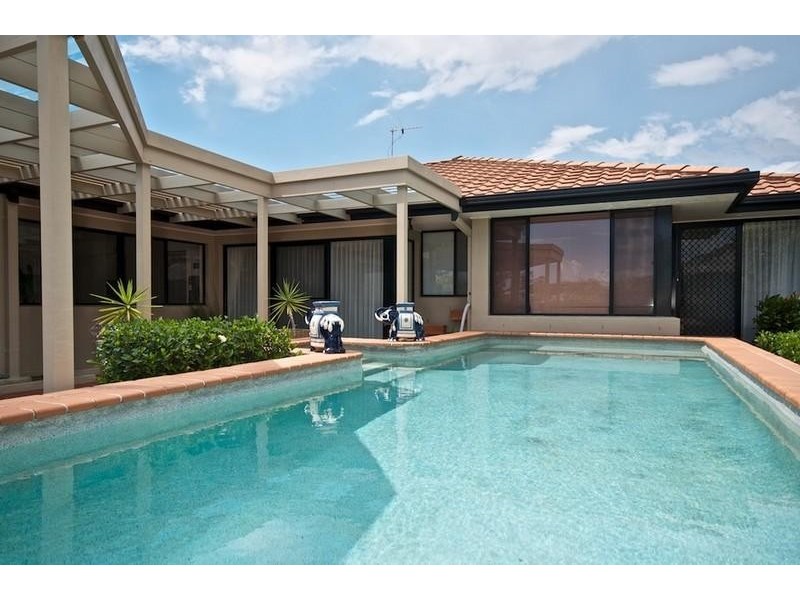 269 Napper Rd, Arundel QLD 4214