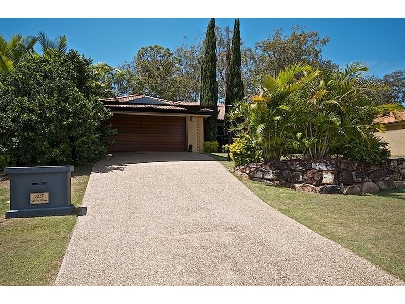 125 Arun Dr, Arundel QLD 4214