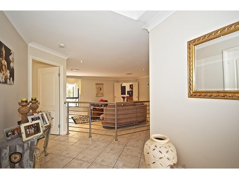 125 Arun Dr, Arundel QLD 4214