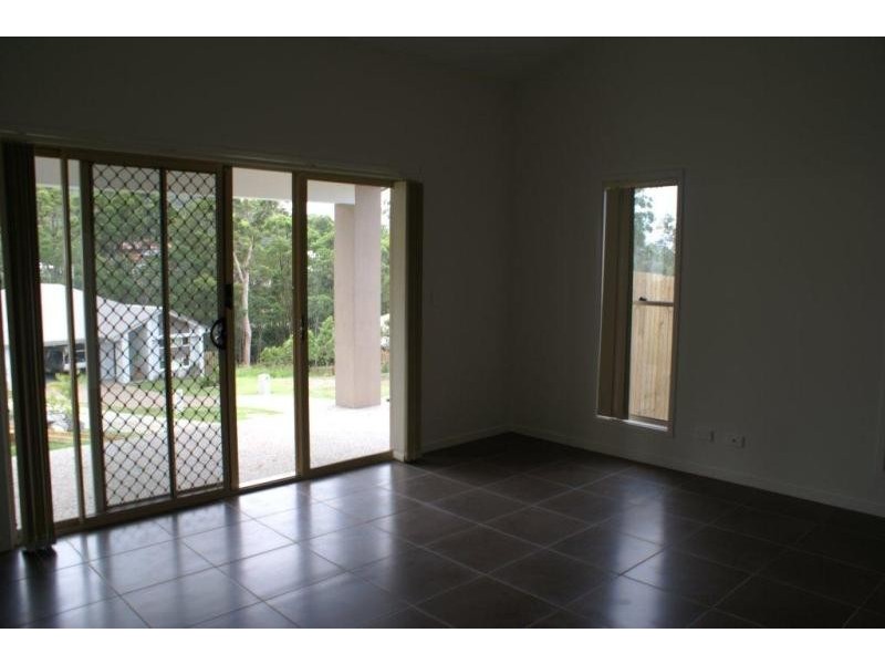 2 Cathmor Ct, Oxenford QLD 4210