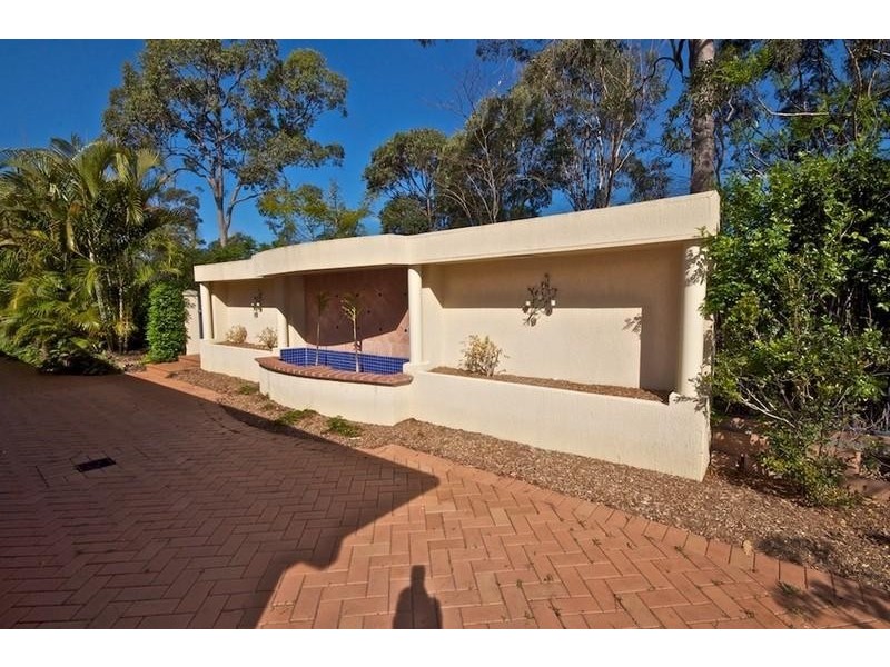 57 Arun Dr, Arundel QLD 4214