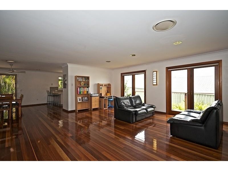 69 Arnold Palmer Dr, Parkwood QLD 4214