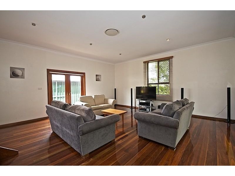 69 Arnold Palmer Dr, Parkwood QLD 4214