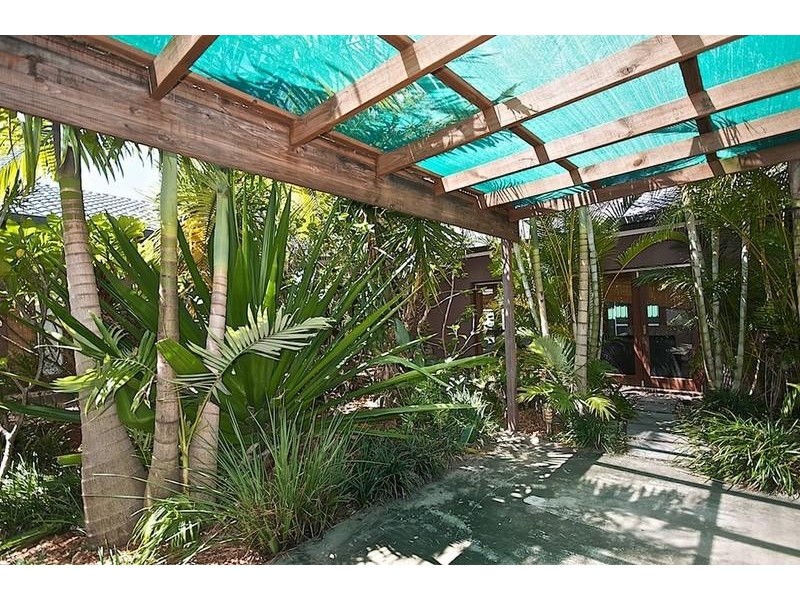 69 Arnold Palmer Dr, Parkwood QLD 4214