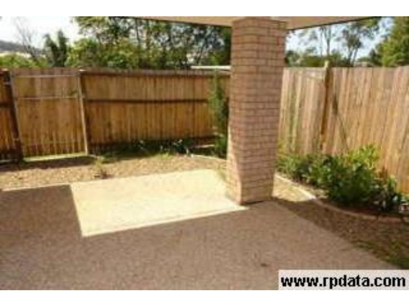 2/1 Freestone  Dr, Upper Coomera QLD 4209