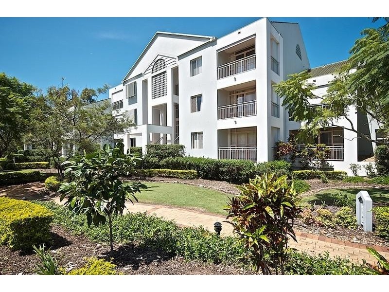 27/76 Chichester Dr, Arundel QLD 4214
