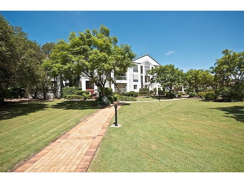 27/76 Chichester Dr, Arundel QLD 4214