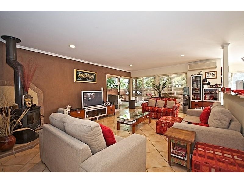 5 Benalla Ct, Parkwood QLD 4214