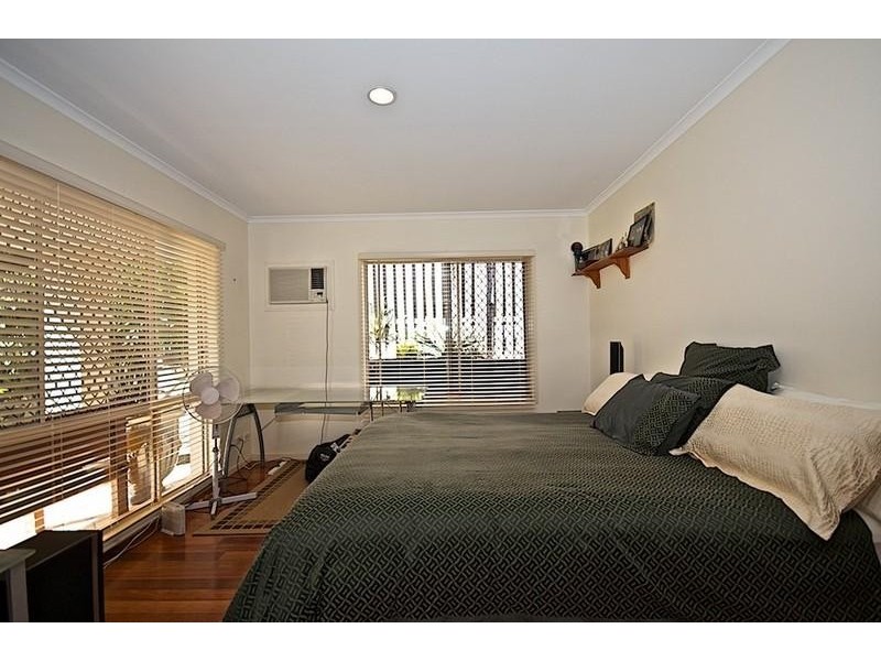5 Benalla Ct, Parkwood QLD 4214