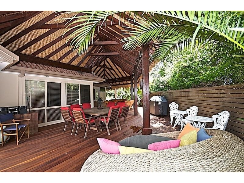 5 Benalla Ct, Parkwood QLD 4214