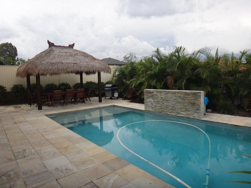 62 Tiger  Dr, Arundel QLD 4214