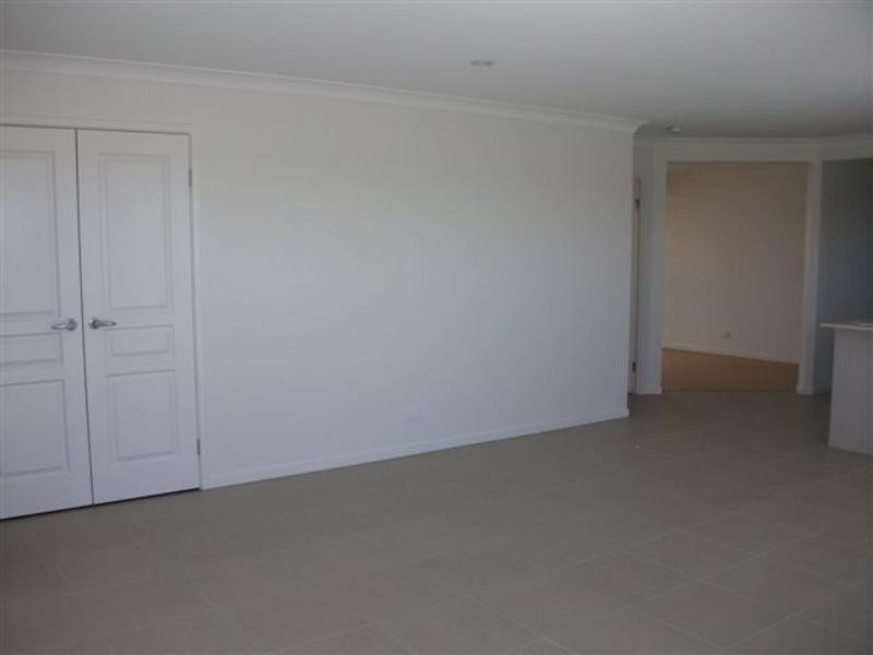 17 Pyrite St, Pimpama QLD 4209