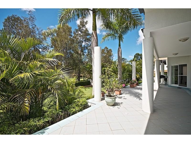 51 Chichester Dr, Arundel QLD 4214