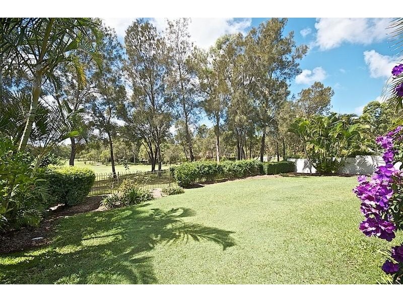 51 Chichester Dr, Arundel QLD 4214