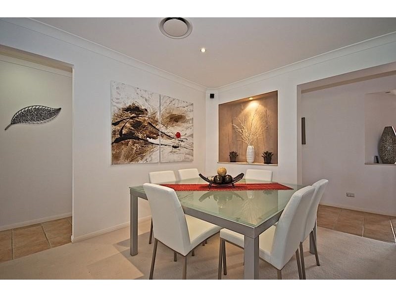 43 Chichester Dr, Arundel QLD 4214