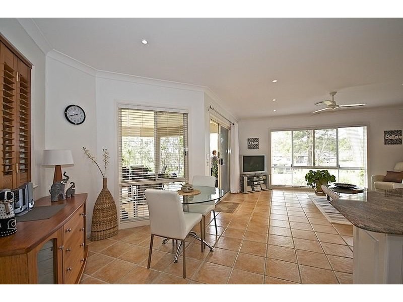 43 Chichester Dr, Arundel QLD 4214