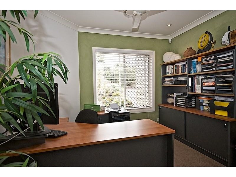 43 Chichester Dr, Arundel QLD 4214