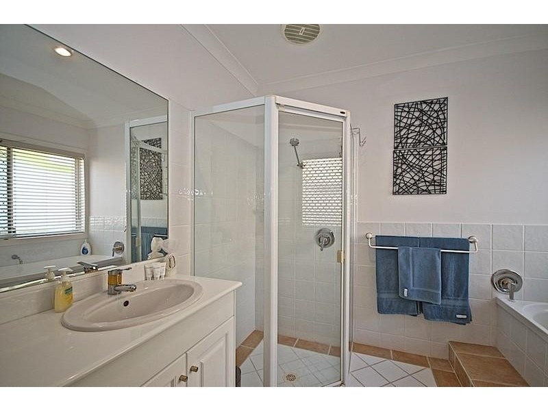 43 Chichester Dr, Arundel QLD 4214