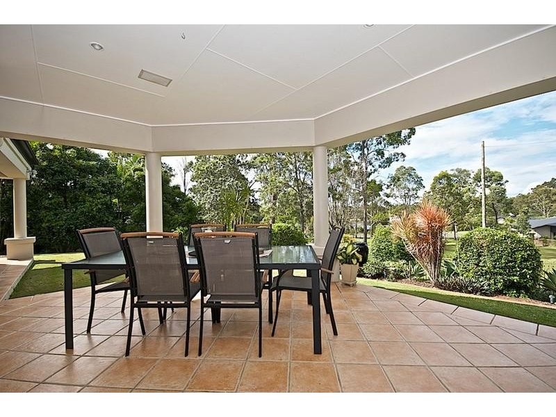 43 Chichester Dr, Arundel QLD 4214