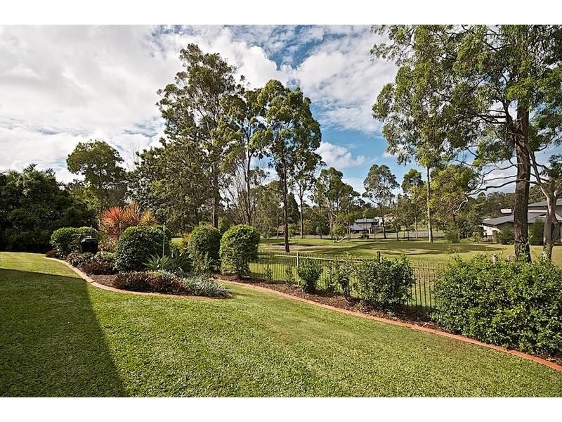43 Chichester Dr, Arundel QLD 4214