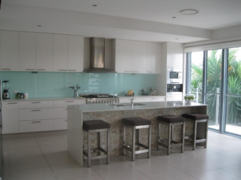 Hope Island QLD 4212