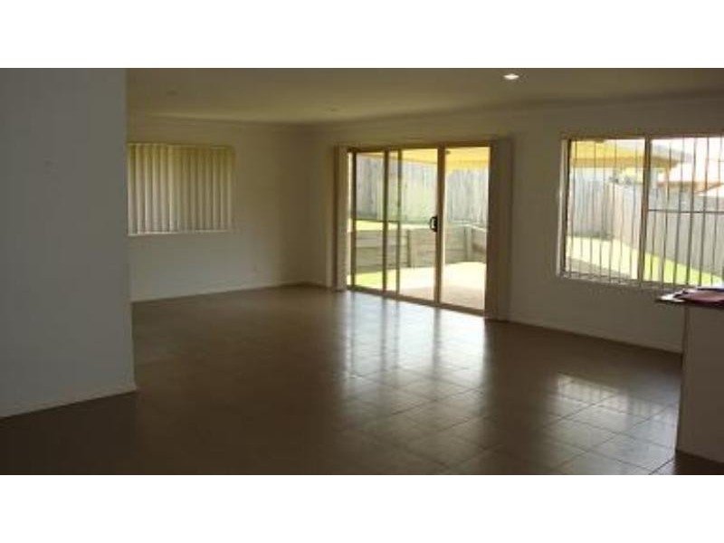 18 Begonia St, Ormeau QLD 4208