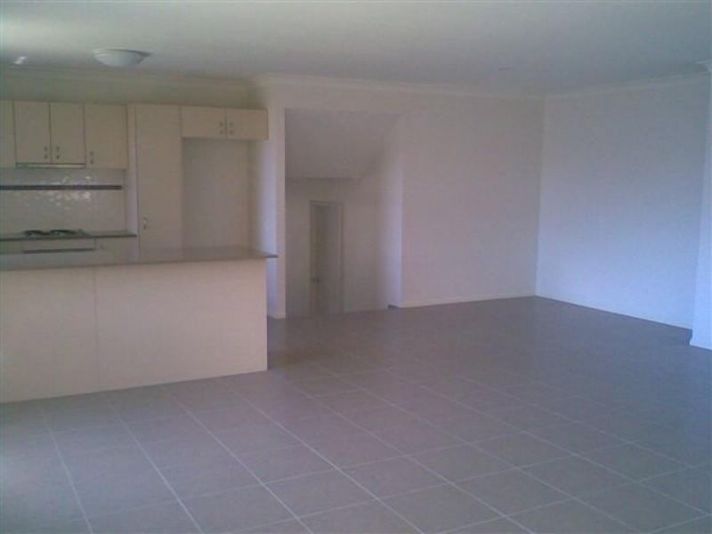 18 Begonia St, Ormeau QLD 4208