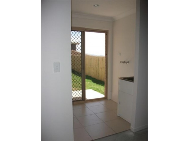 39 Winchester Cres, Pimpama QLD 4209