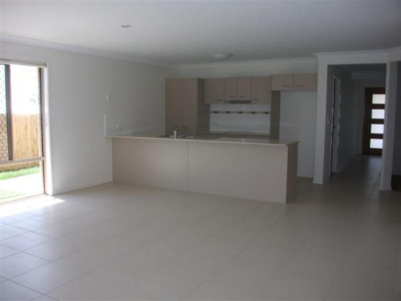 39 Winchester Cres, Pimpama QLD 4209