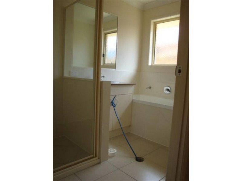 50 Alvine Dr, Eagleby QLD 4207