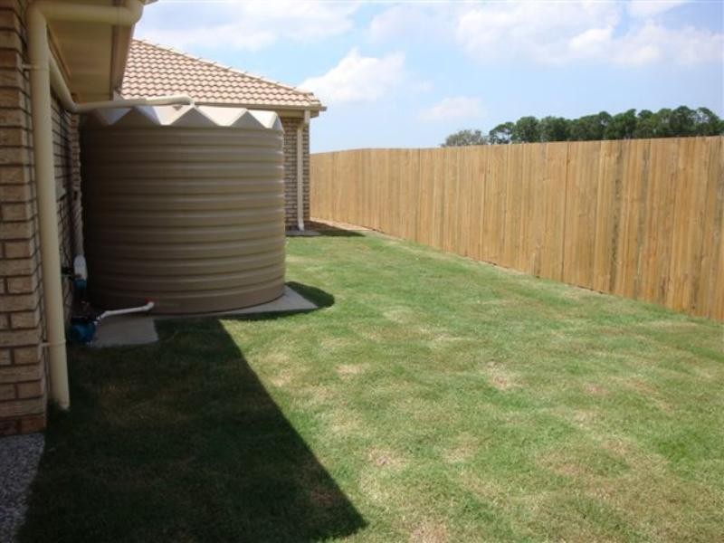 50 Alvine Dr, Eagleby QLD 4207