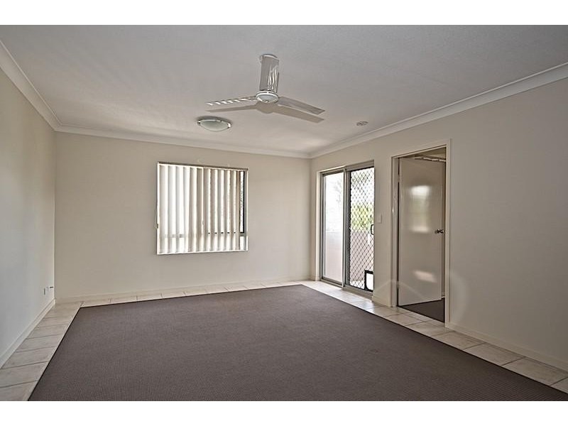 9/18 Parker St, Labrador QLD 4215