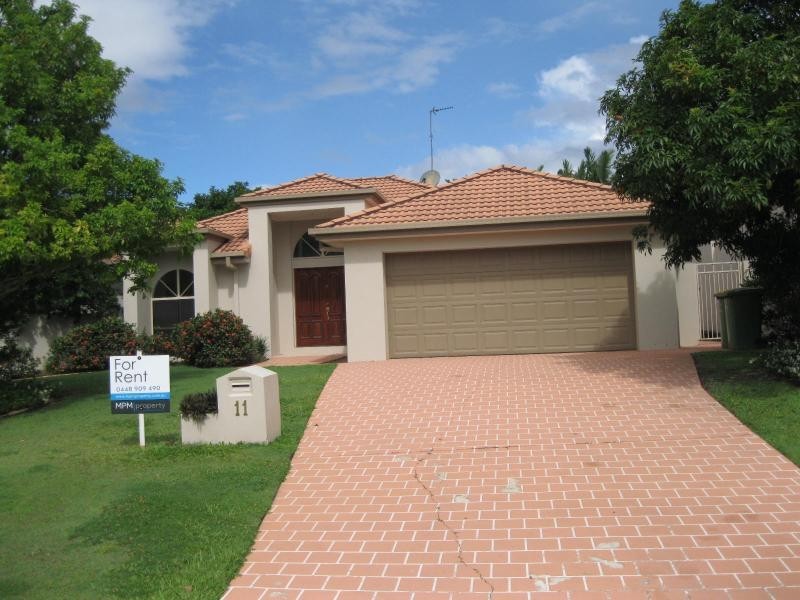 11 Adeliza  Ct, Arundel QLD 4214