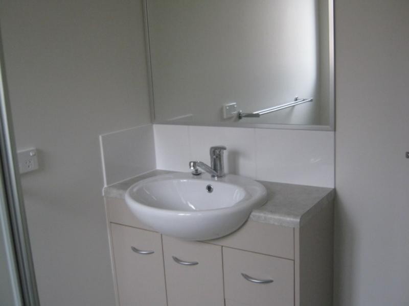 10 Somerset Tce, Holmview QLD 4207