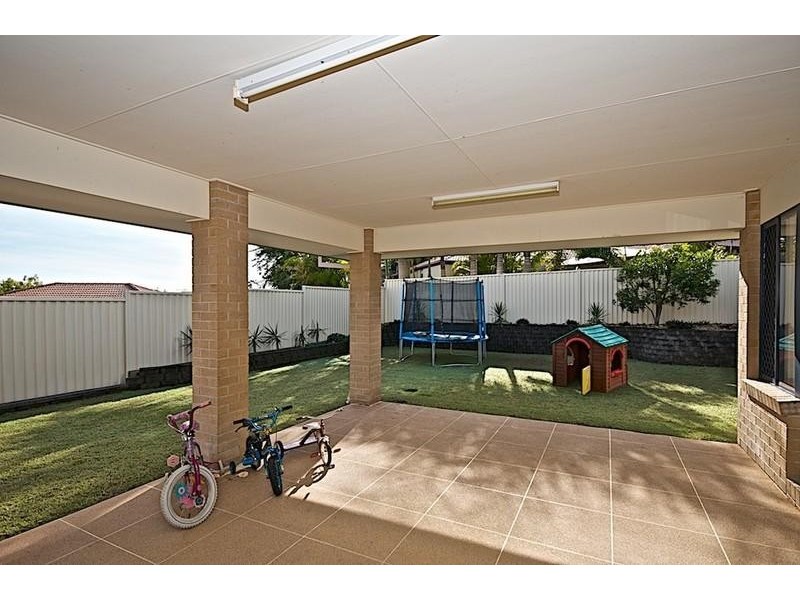 71 Christina Ryan Way, Arundel QLD 4214