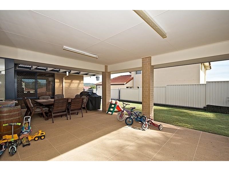 71 Christina Ryan Way, Arundel QLD 4214