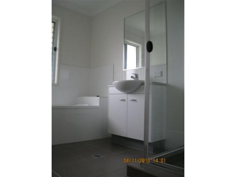 2 Ritz Dr, Coomera QLD 4209