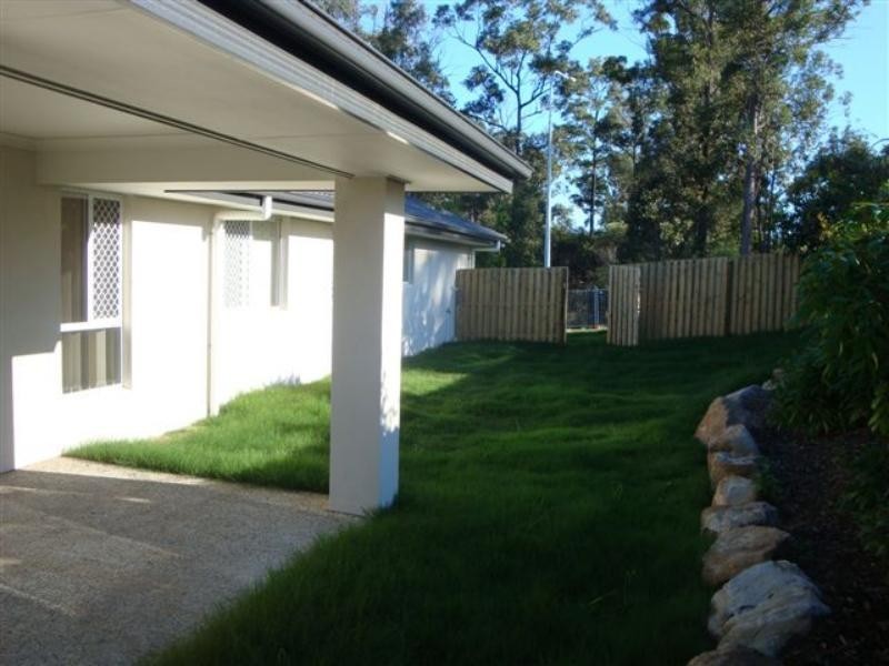 2 Ritz Dr, Coomera QLD 4209