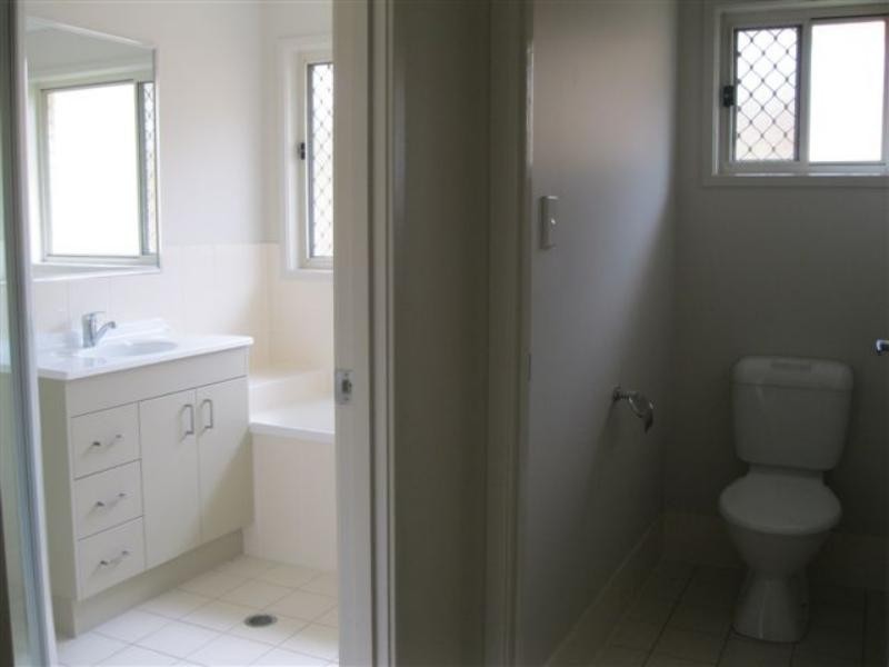 12 Anlaby Dr, Pimpama QLD 4209