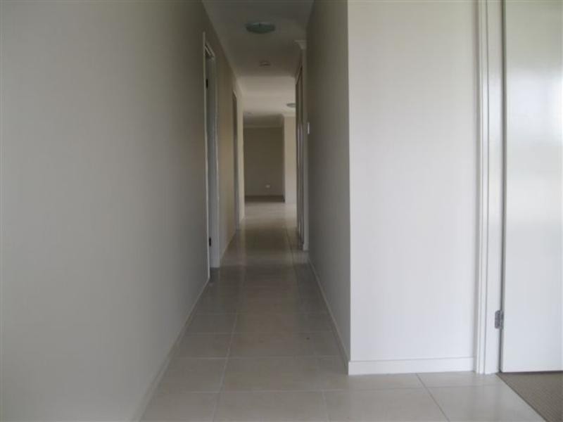 12 Anlaby Dr, Pimpama QLD 4209