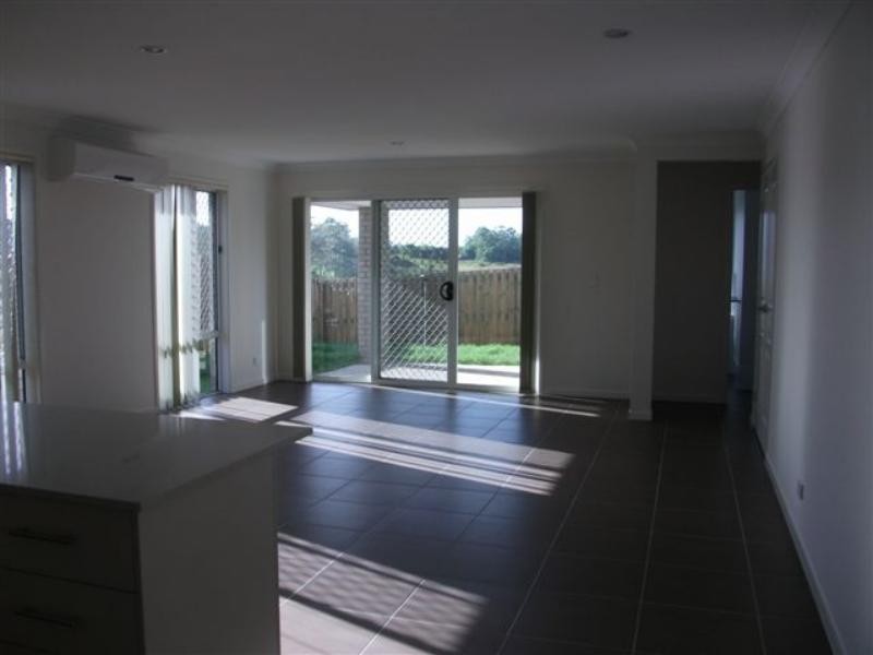 21 Pyrite St, Pimpama QLD 4209